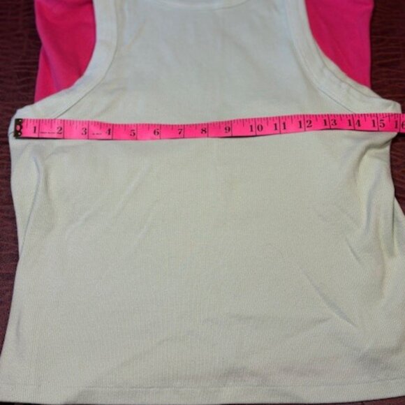 Set of 2 Old Navy Tank Tops Size XL - Picture 5 of 9